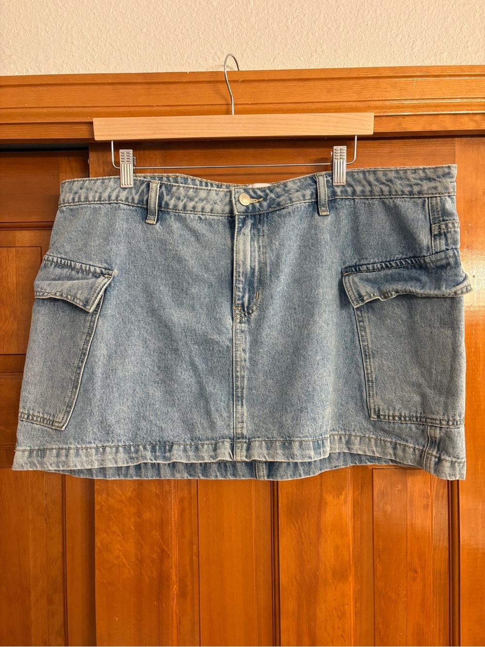 Princess Polly Velveta Low Rise Light Blue Denim Skirt Mini Cargo *Size 16/18?*